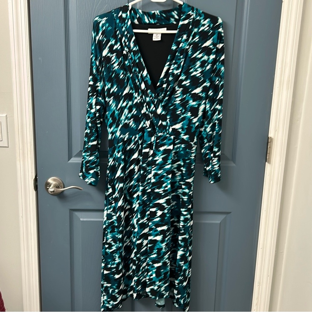Liz Claiborne, V-neck faux wrap dress teal white and black size XL